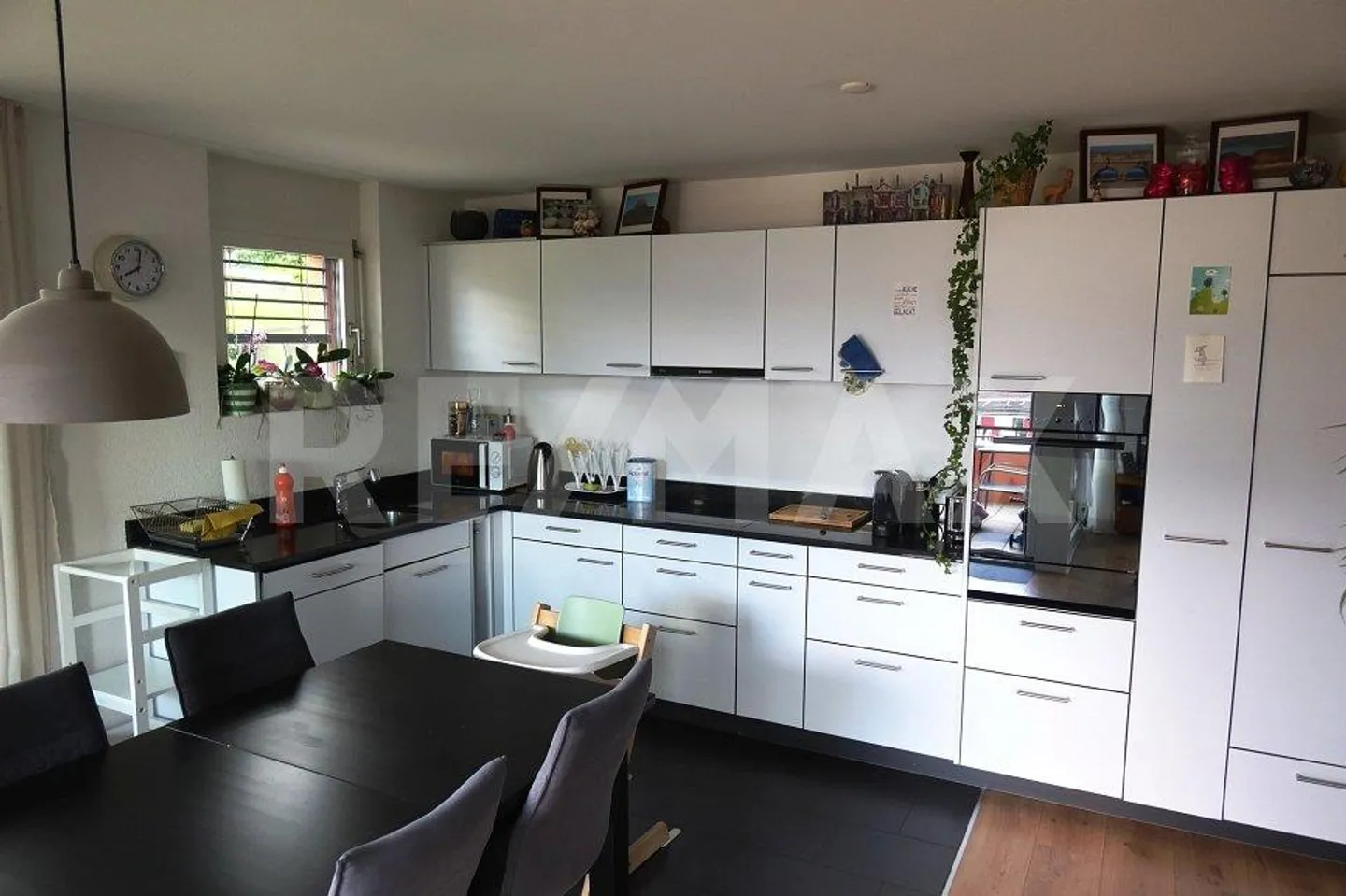 Appartamento moderno di 4,5 locali in posizione attraente a Jenins - Foto 1 di 6