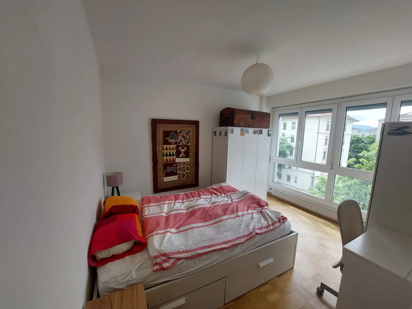 Bright 3-Room Apartment in Charmilles - Photo 7 of 10