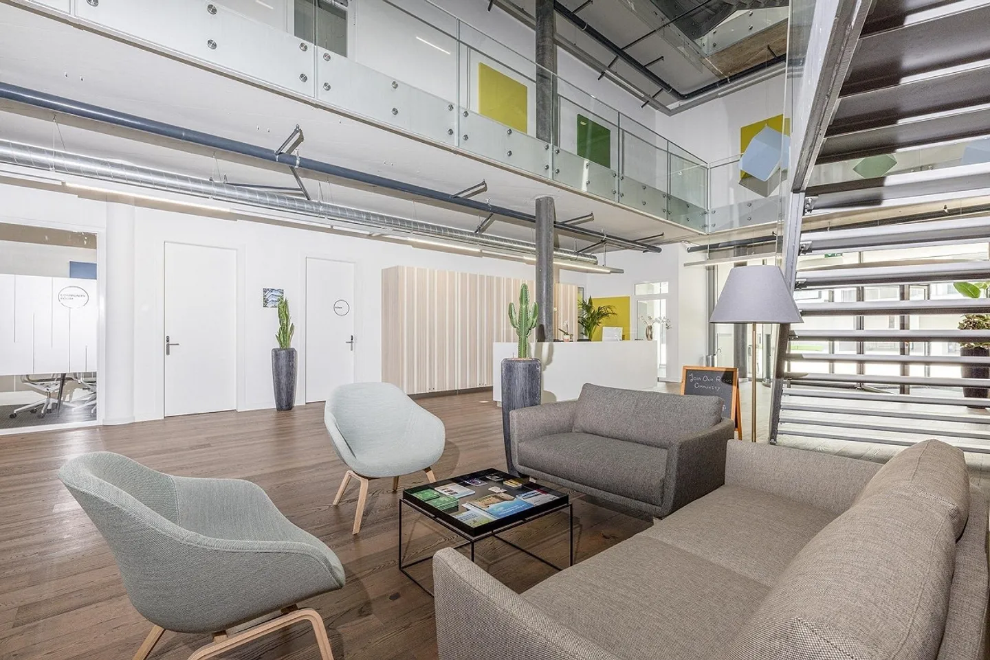 Spazio ufficio privato per 4 persone presso Regus iLife City - Foto 5 di 9