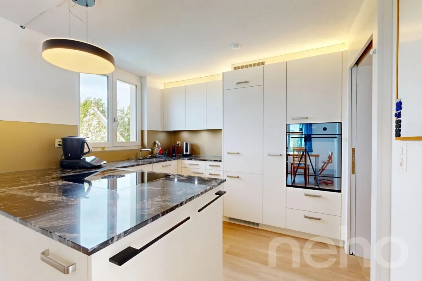 Casa bifamiliare moderna di 4,5 stanze con giardino e vista parziale - Foto 1 di 12