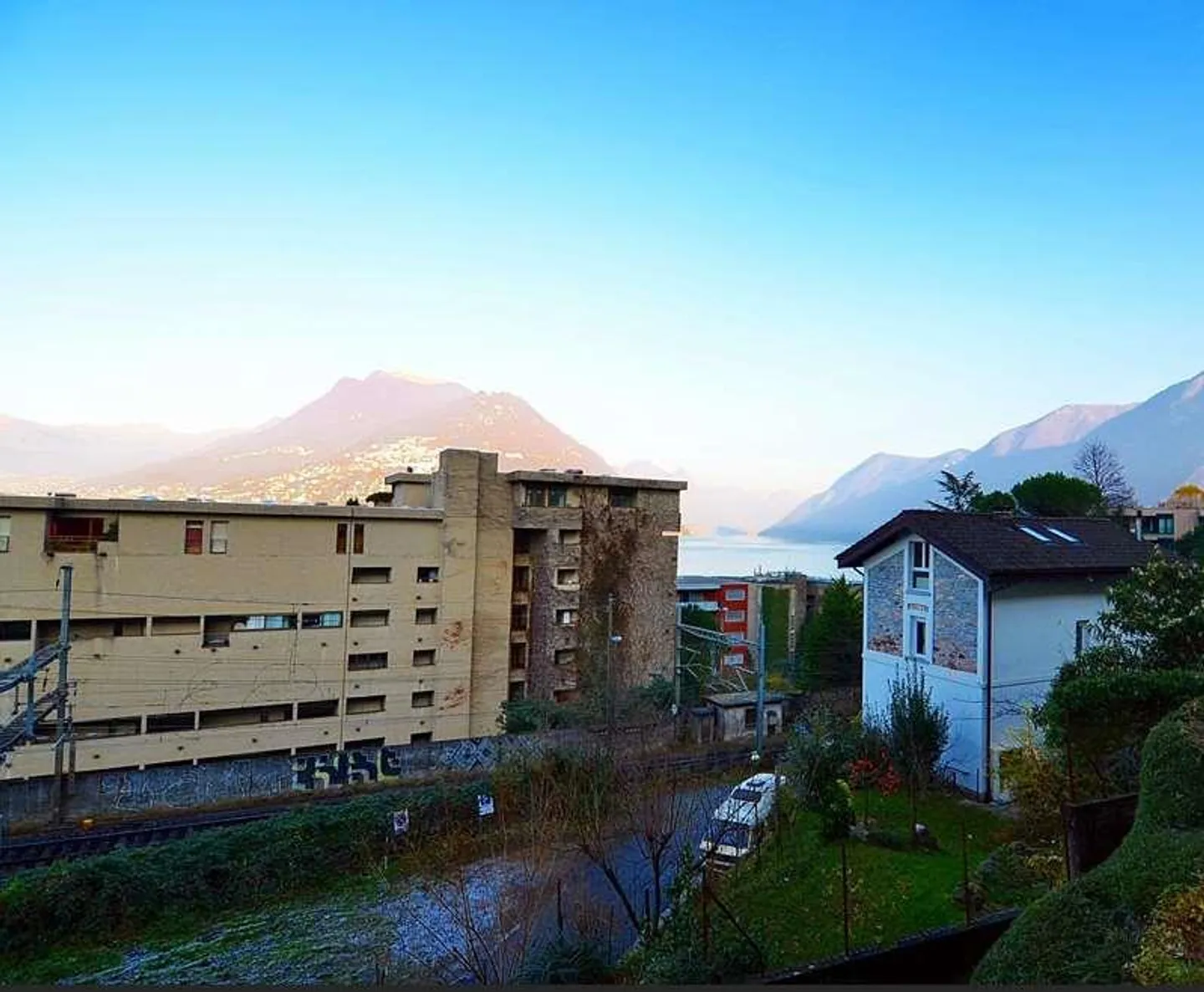 Appartement avec vue sur le lac à Paradiso - Photo 1 sur 9