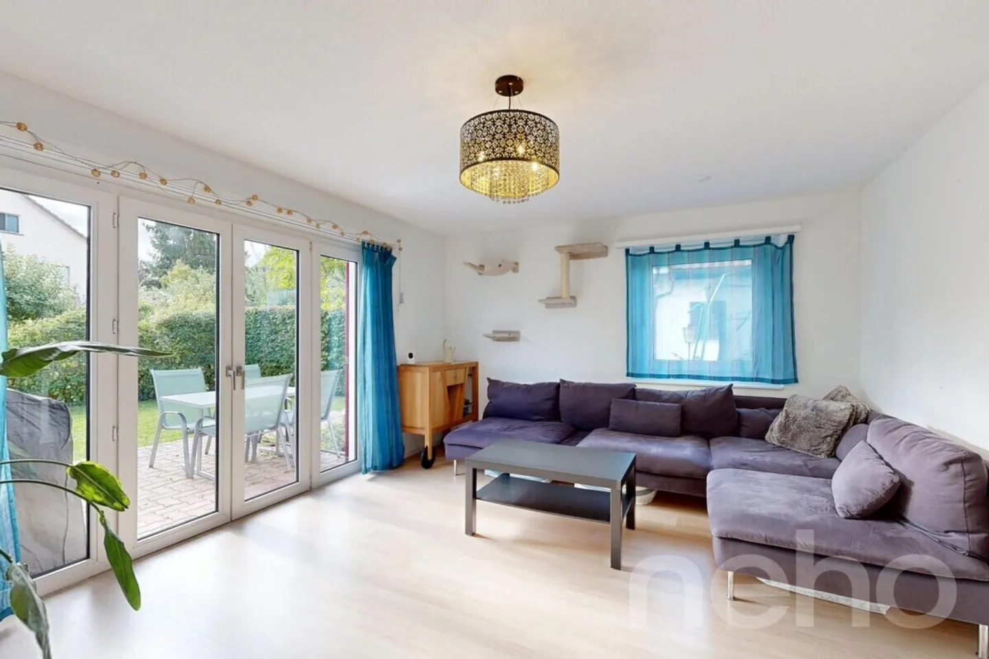 Casa bifamiliare moderna di 4,5 stanze con giardino e vista parziale - Foto 4 di 12