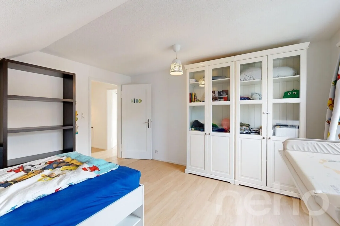 Casa bifamiliare moderna di 4,5 stanze con giardino e vista parziale - Foto 5 di 12