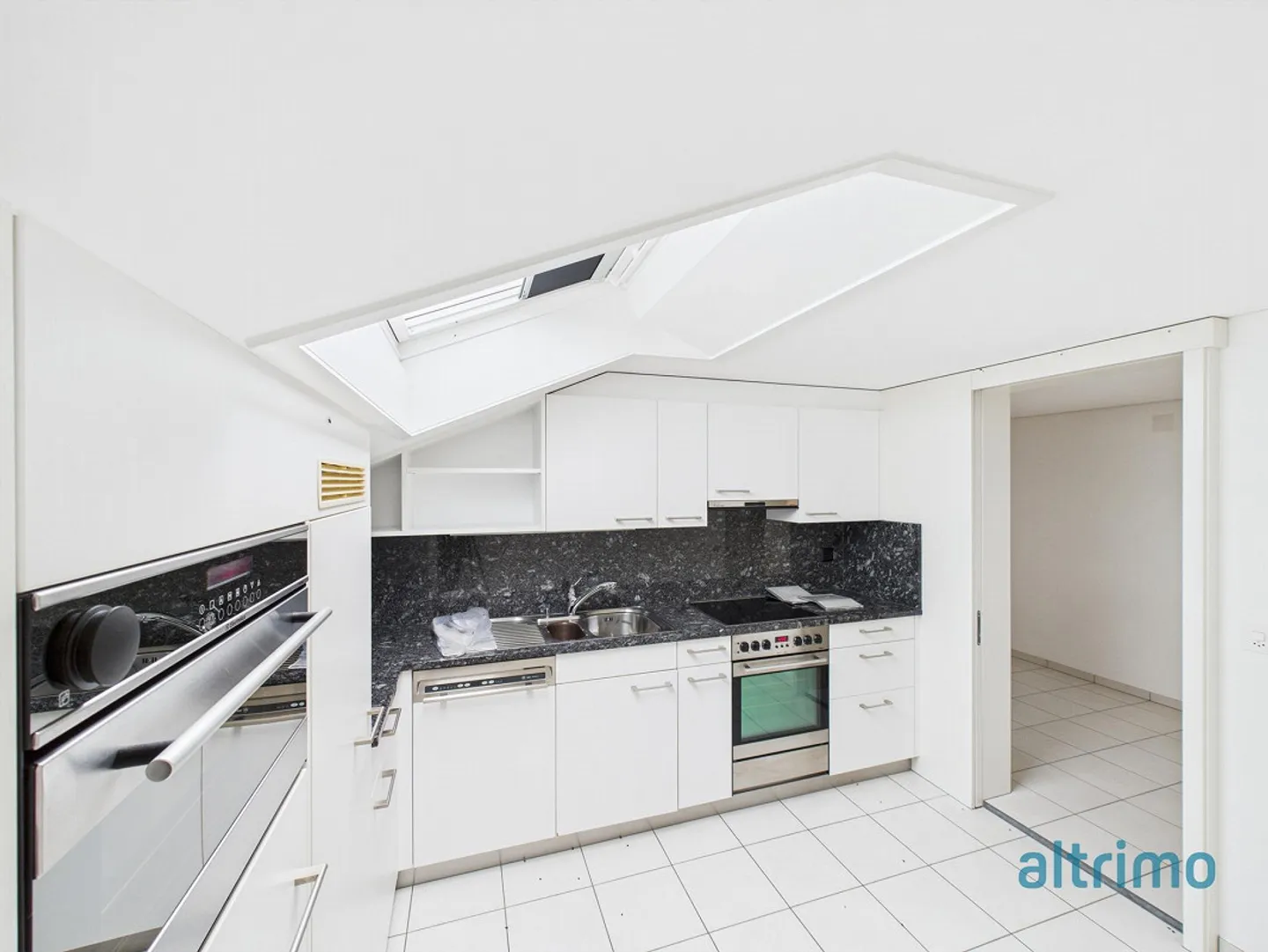 Gemütliche 4-Zimmer Wohnung an ruhiger Wohnlage - Foto 2 von 12