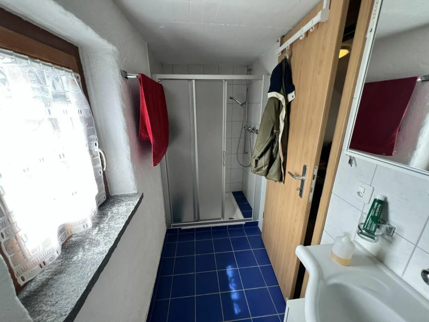 Rustikales Chalet in der Natur - Foto 10 von 18