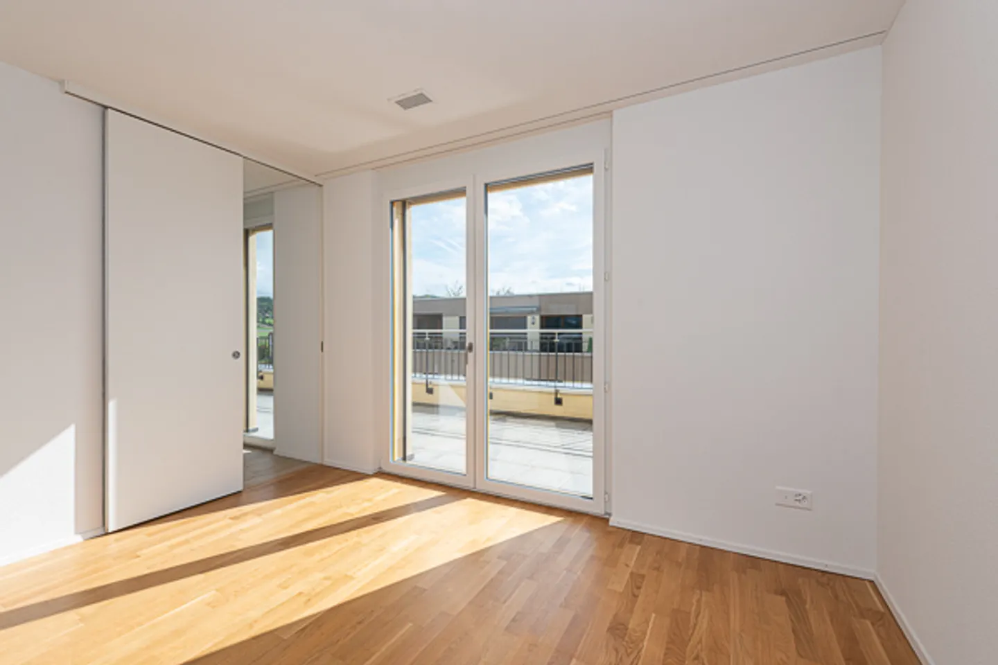 Traumwohnung mit zwei Terrassen und traumhafter Weitsicht! - Foto 7 di 12