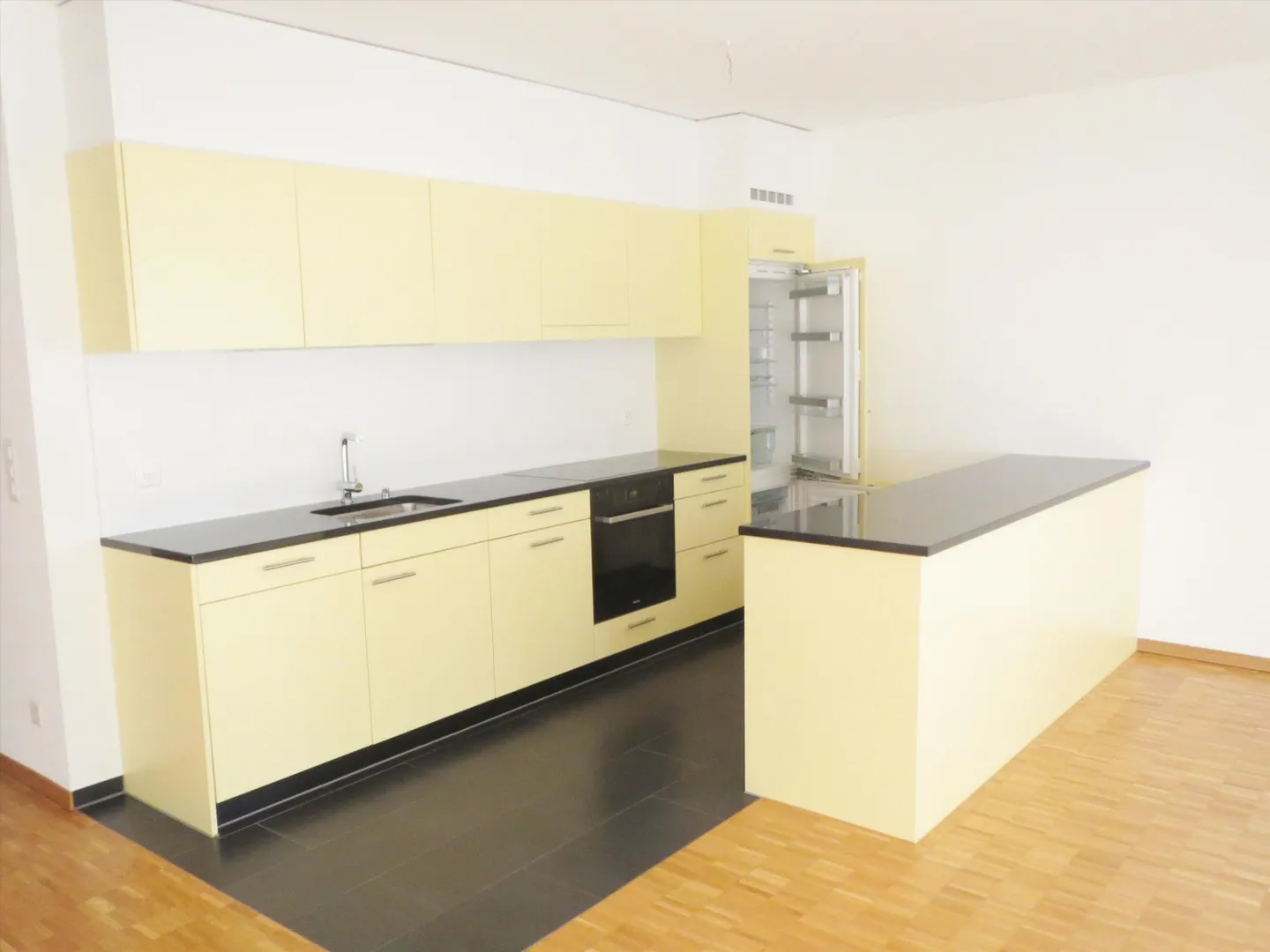 RENT WITHOUT DEPOSIT - Modern Living near the Train Station - Photo 1 of 3