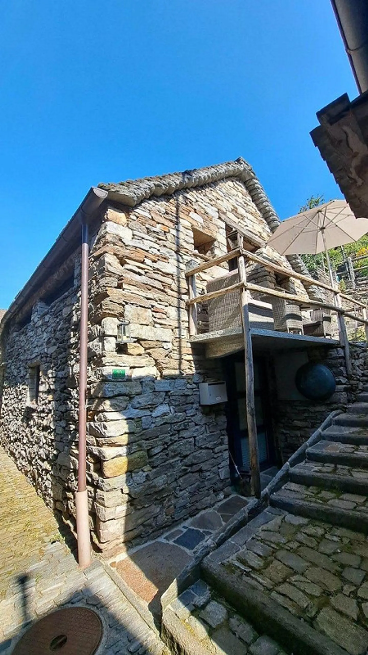 Rustico affascinante a Verdasio – Il tuo rifugio! - Foto 12 di 14