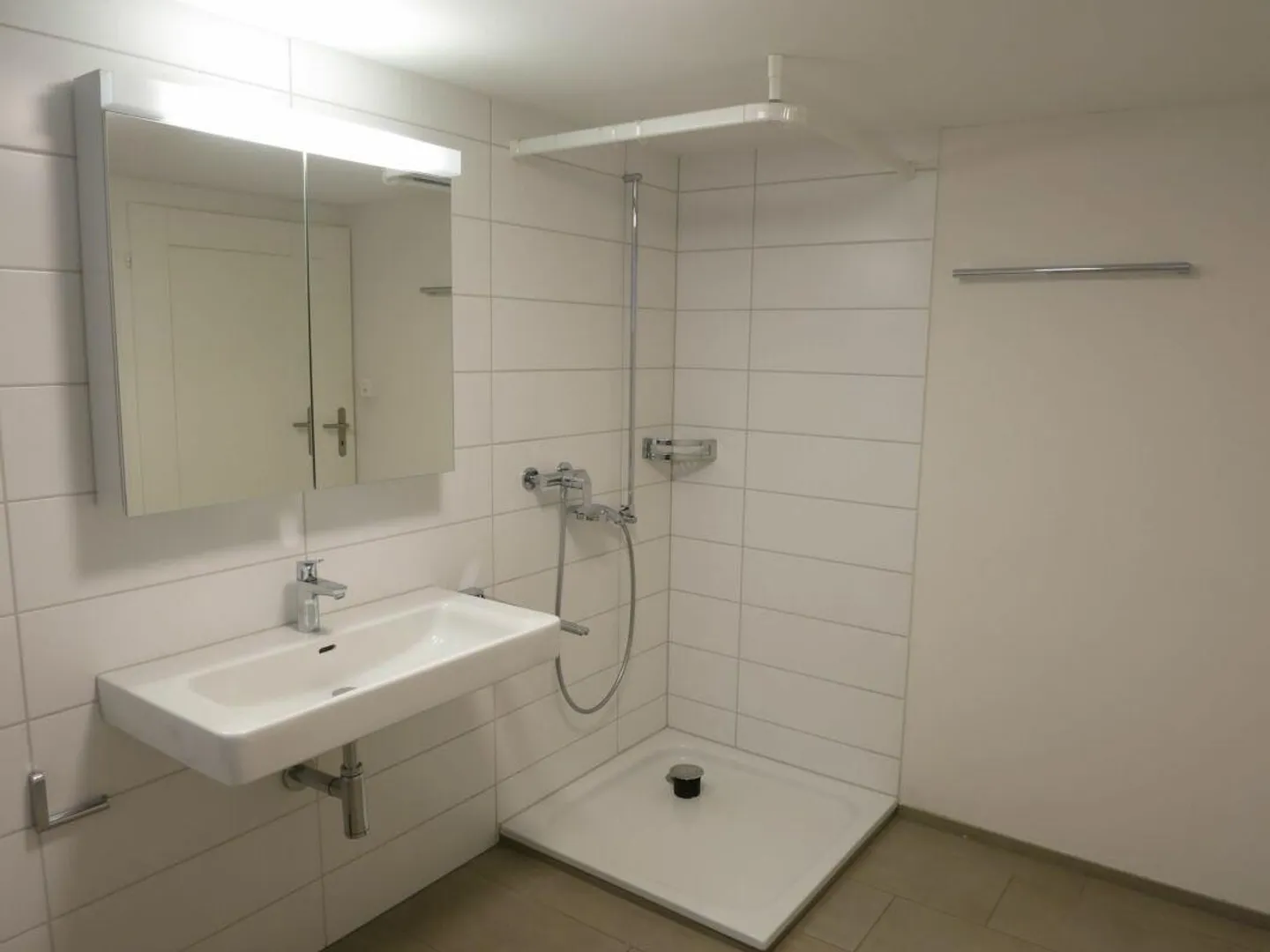 2.5-Room Old Town Apartment at the Corner of Albula & Falkengasse - Photo 6 of 7