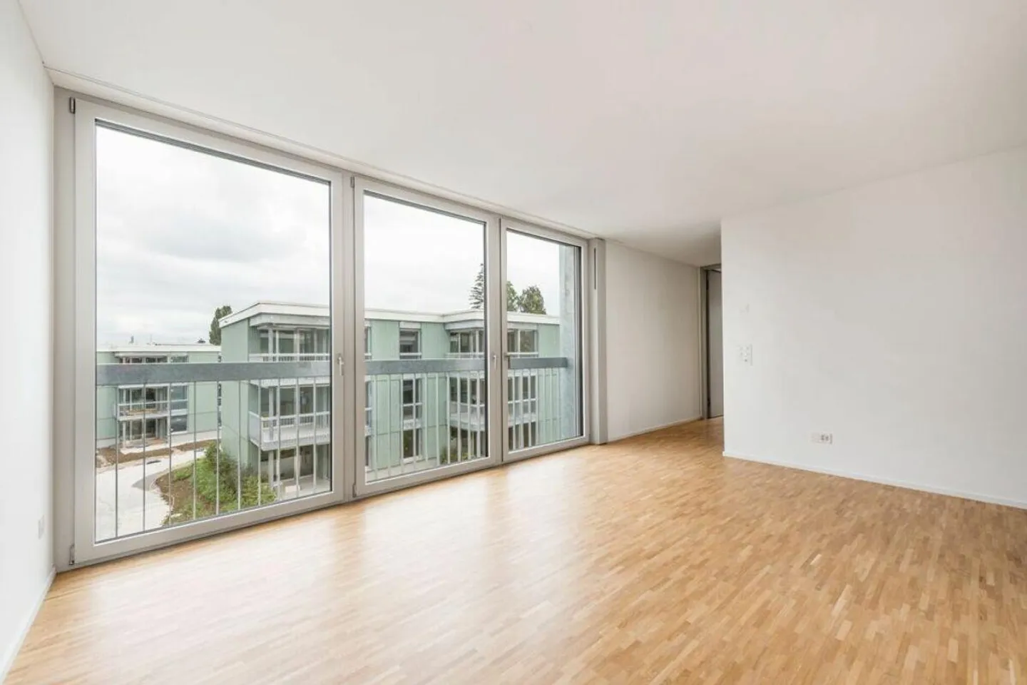 Wolfacker - Living and Feeling Good - Photo 4 of 11