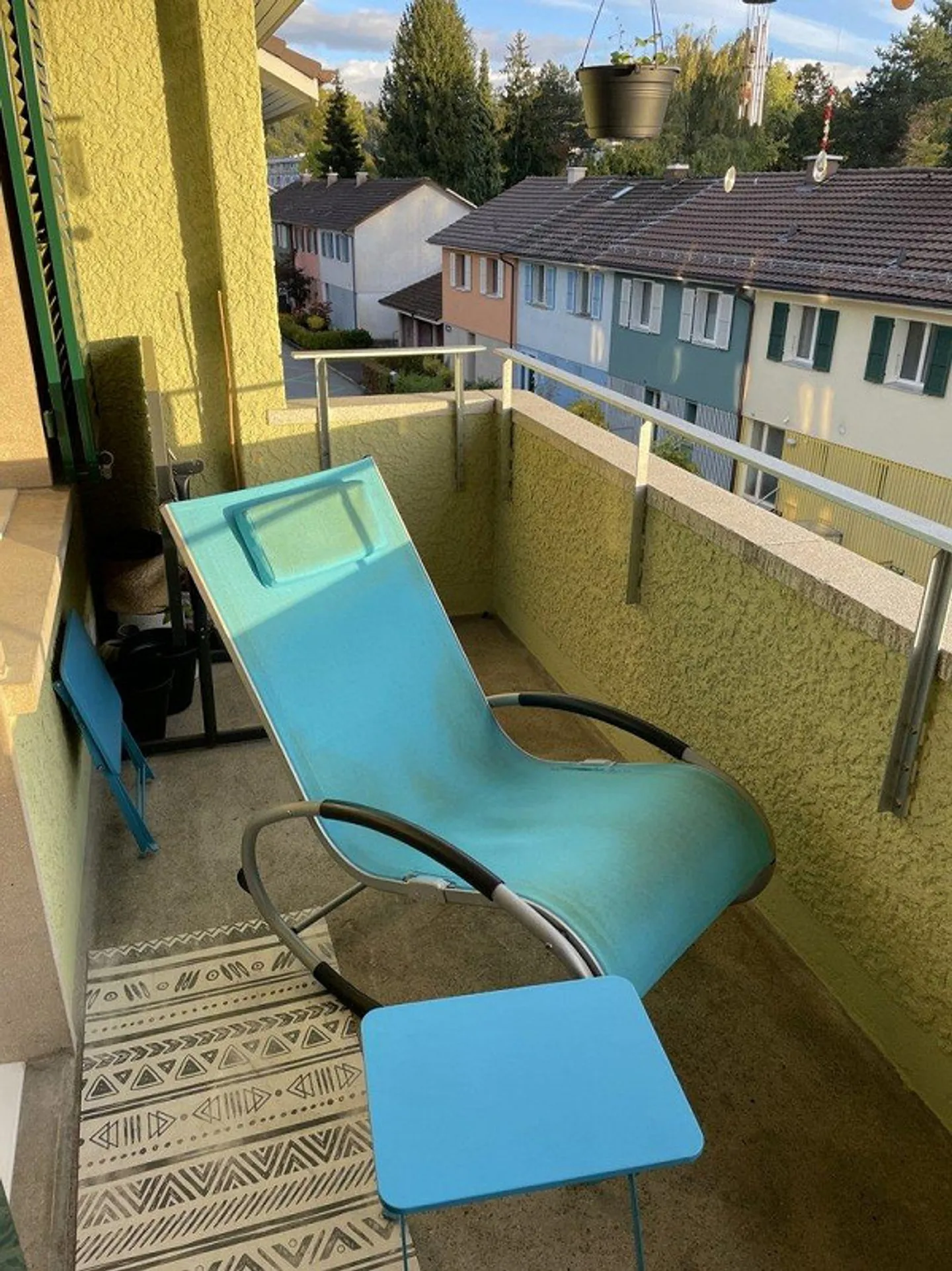 Modern bright and quiet apartment with balcony in Bern - Photo 7 of 8