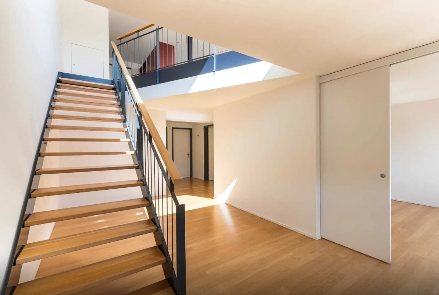 Modern duplex apartment in Olten is looking for you! - Photo 3 of 11