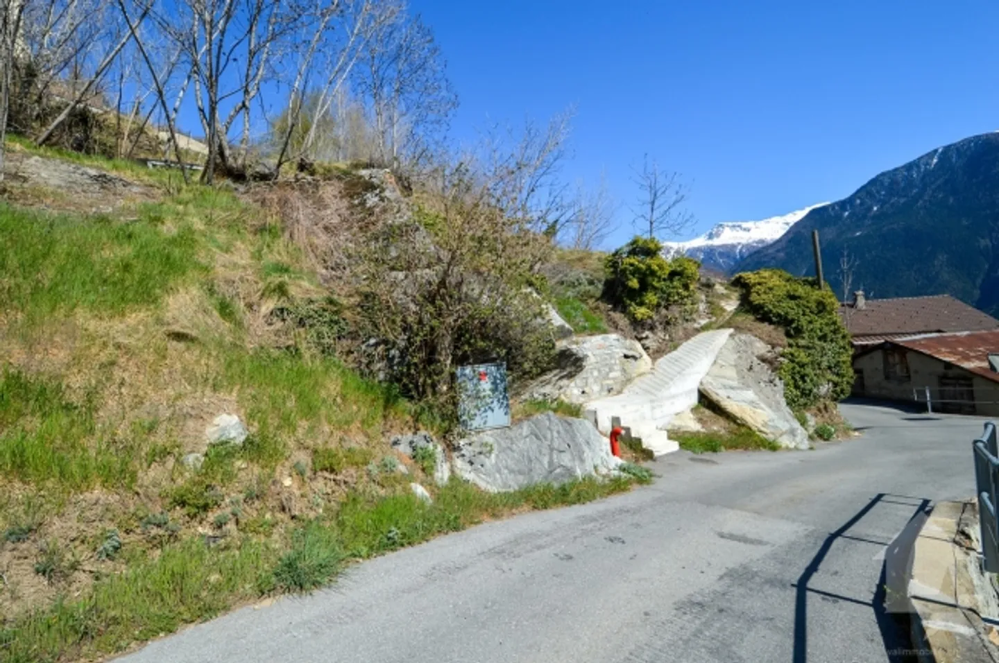 Magnifico terreno edificabile per case unifamiliari - Foto 5 di 7