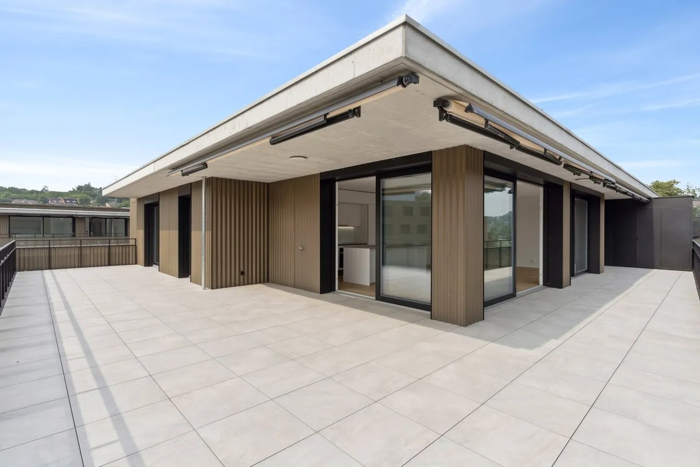 Exceptional penthouse with panoramic view in a modern eco-district - Photo 15 of 24