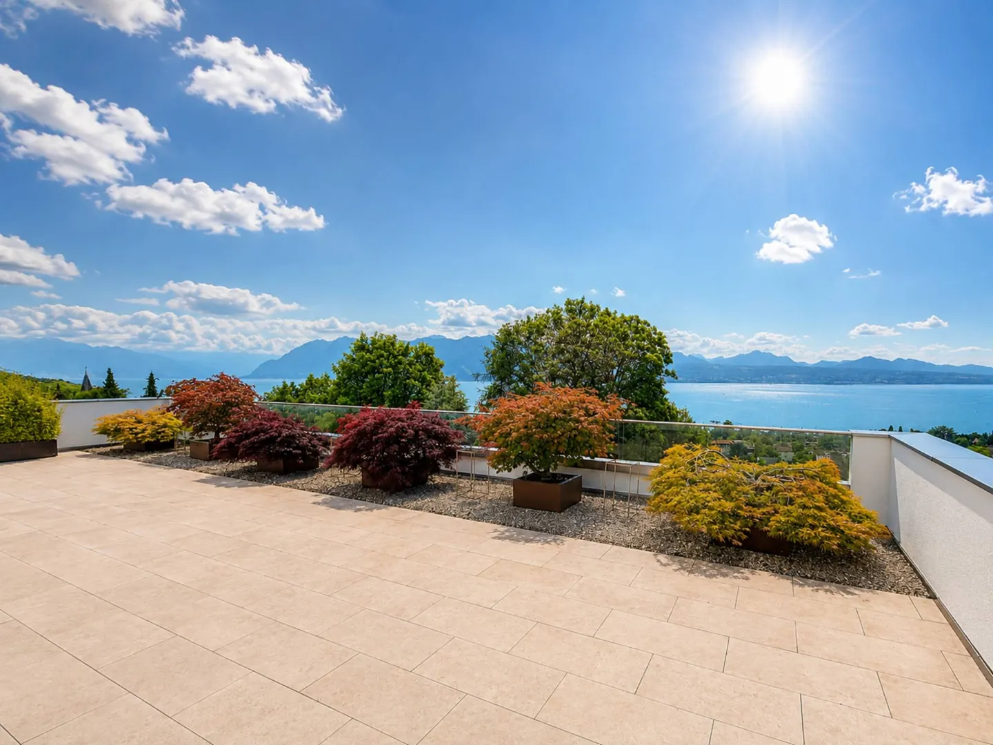 Luxuriöses Duplex mit Seeblick - Foto 1 von 10