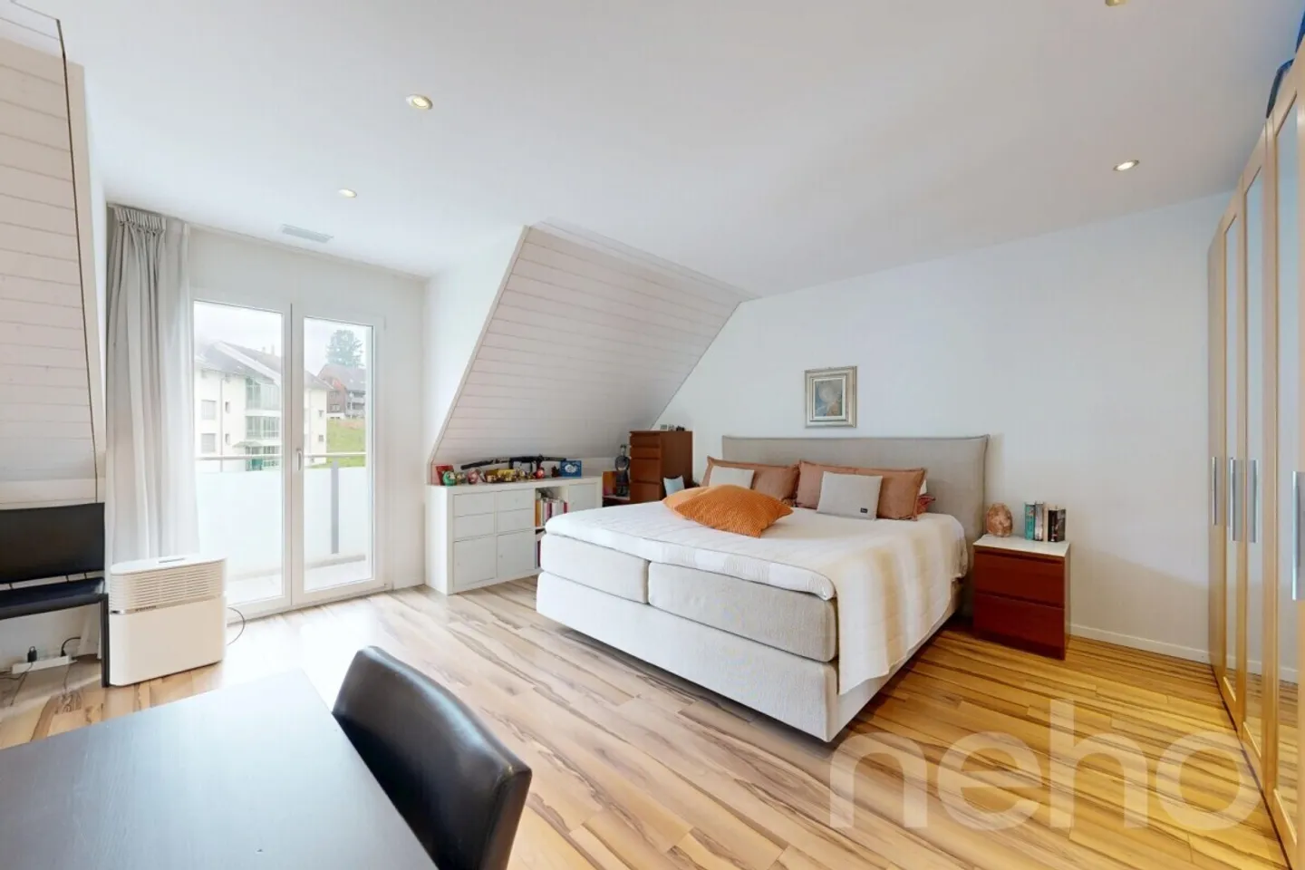 Moderna casa a schiera di 5,5 stanze con giardino ad Aristau - Foto 8 di 13