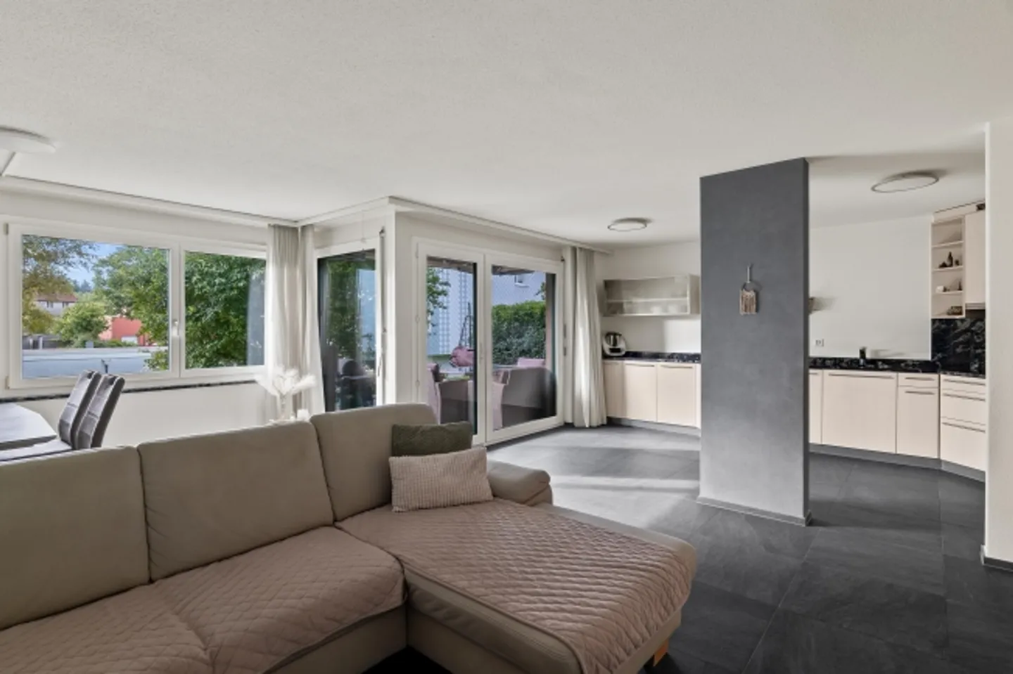 R E S E R V I E R T Appartement de rez-de-chaussée 4,5 pièces - Photo 6 sur 13