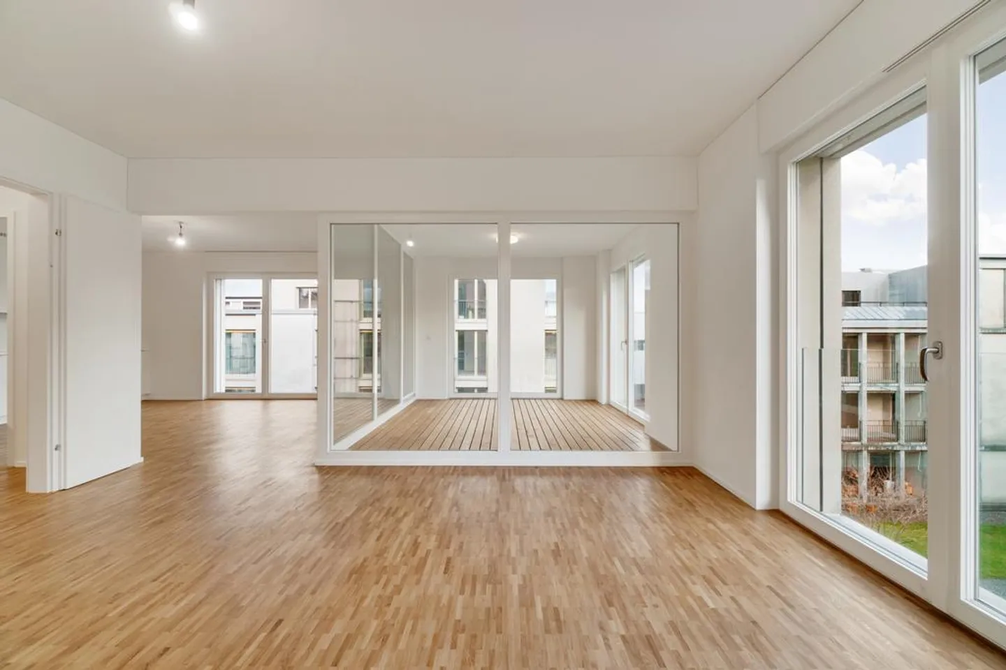 LOUER SANS CAUTION - Vie urbaine dans un emplacement privilégié - Photo 8 sur 11