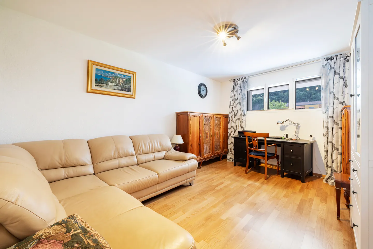 Appartamento con 3.5 stanze nel cuore del villaggio - Foto 10 di 12