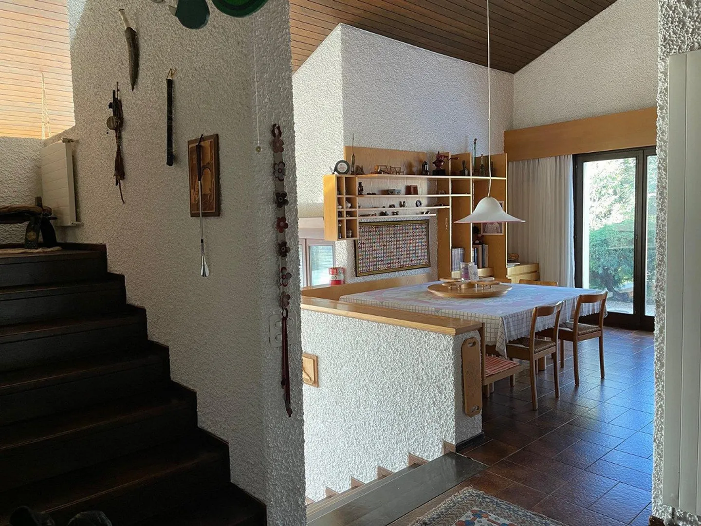 Villa con terreno edificabile e vista aperta - Foto 12 von 17