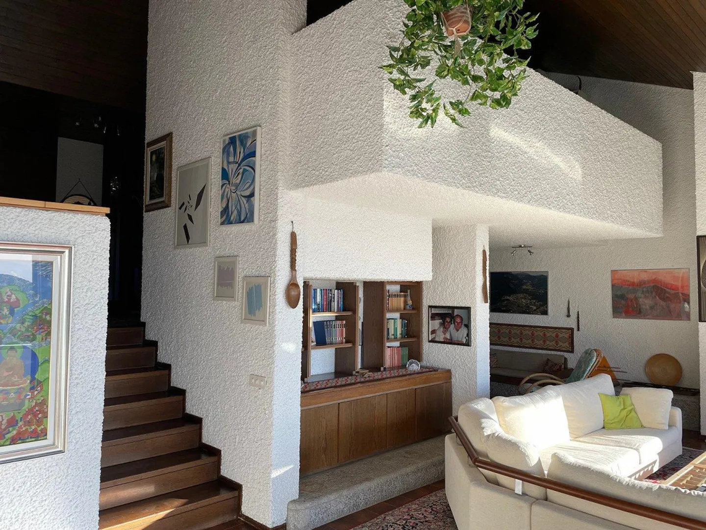 Villa con terreno edificabile e vista aperta - Foto 14 von 17