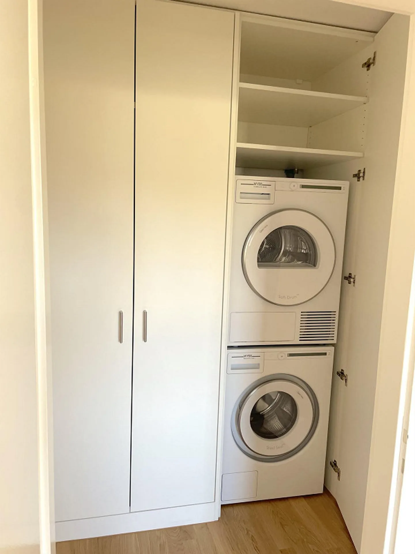 Appartement 3.5 pièces fraîchement rénové avec vue sur la verdure - Photo 9 sur 13