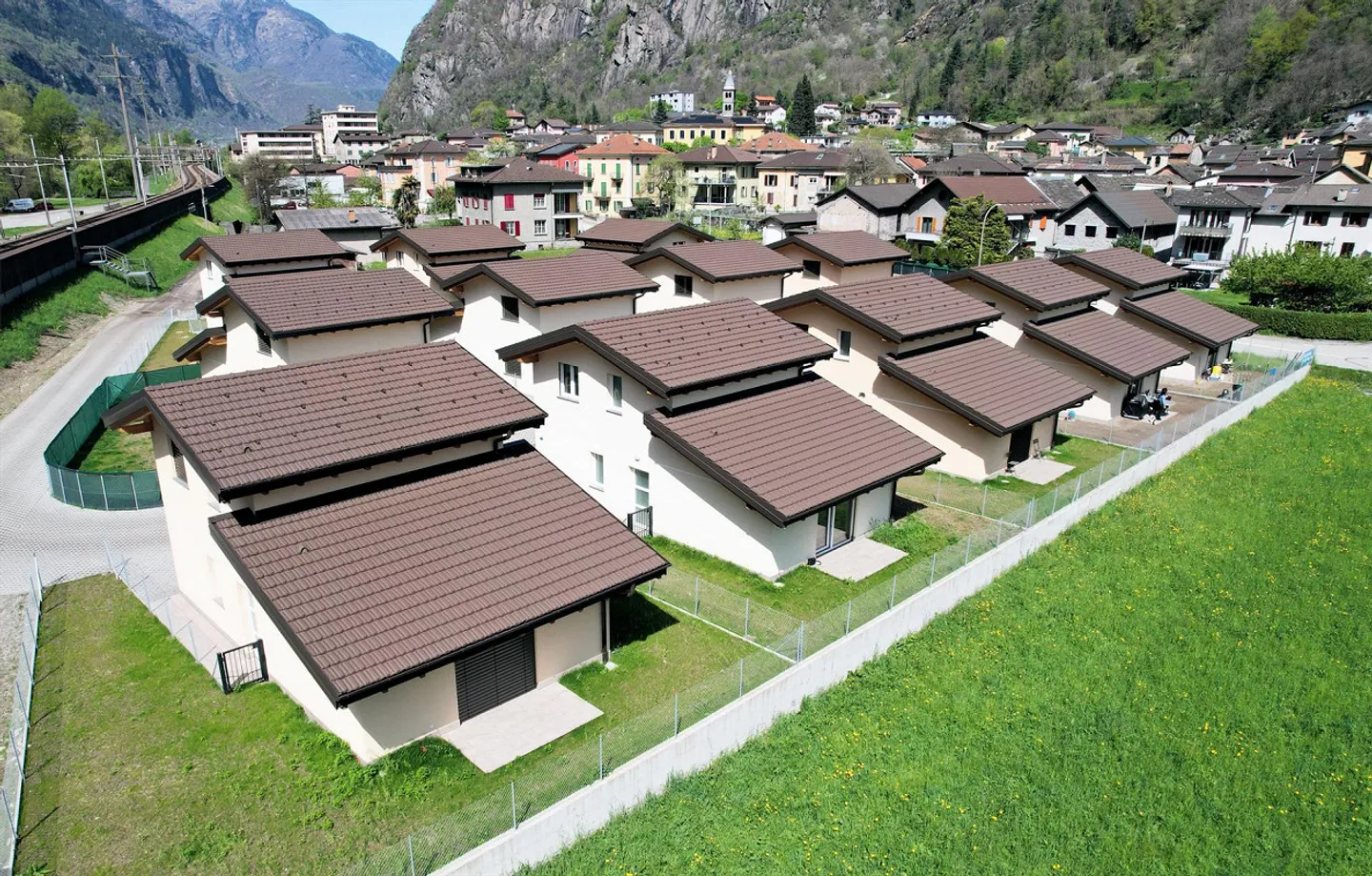 Charmante villetta con giardino - Foto 2 di 15