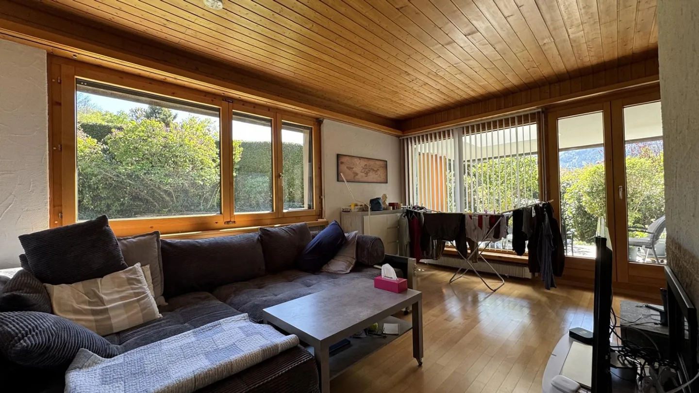 3.5-room single-family house with a separate apartment - Photo 3 of 11