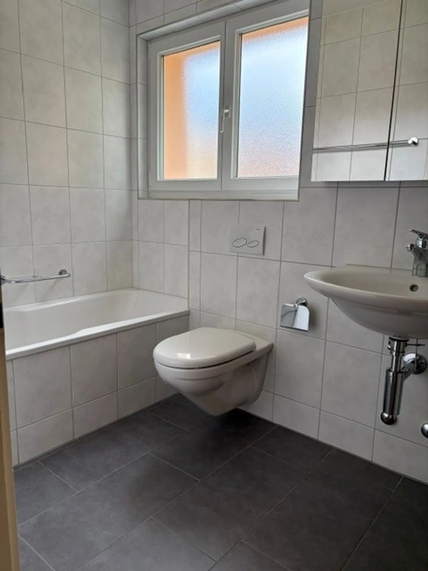 Charmantes Apartment mit Balkon - Foto 3 von 7