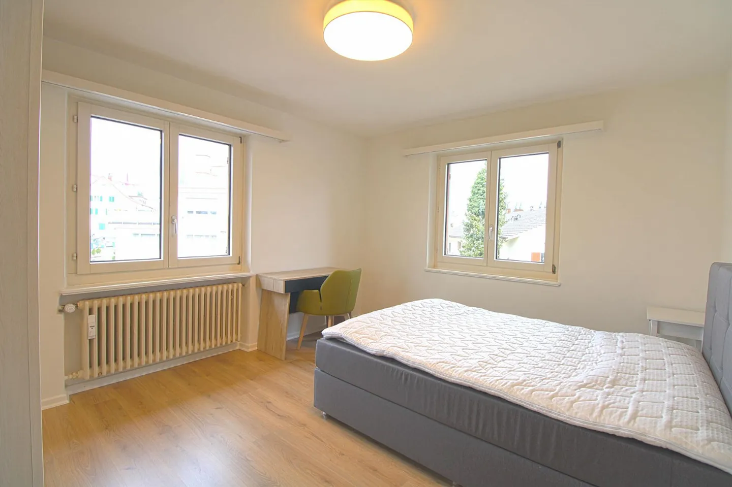 Privates Zimmer in Wohngemeinschaft - Foto 1 von 8