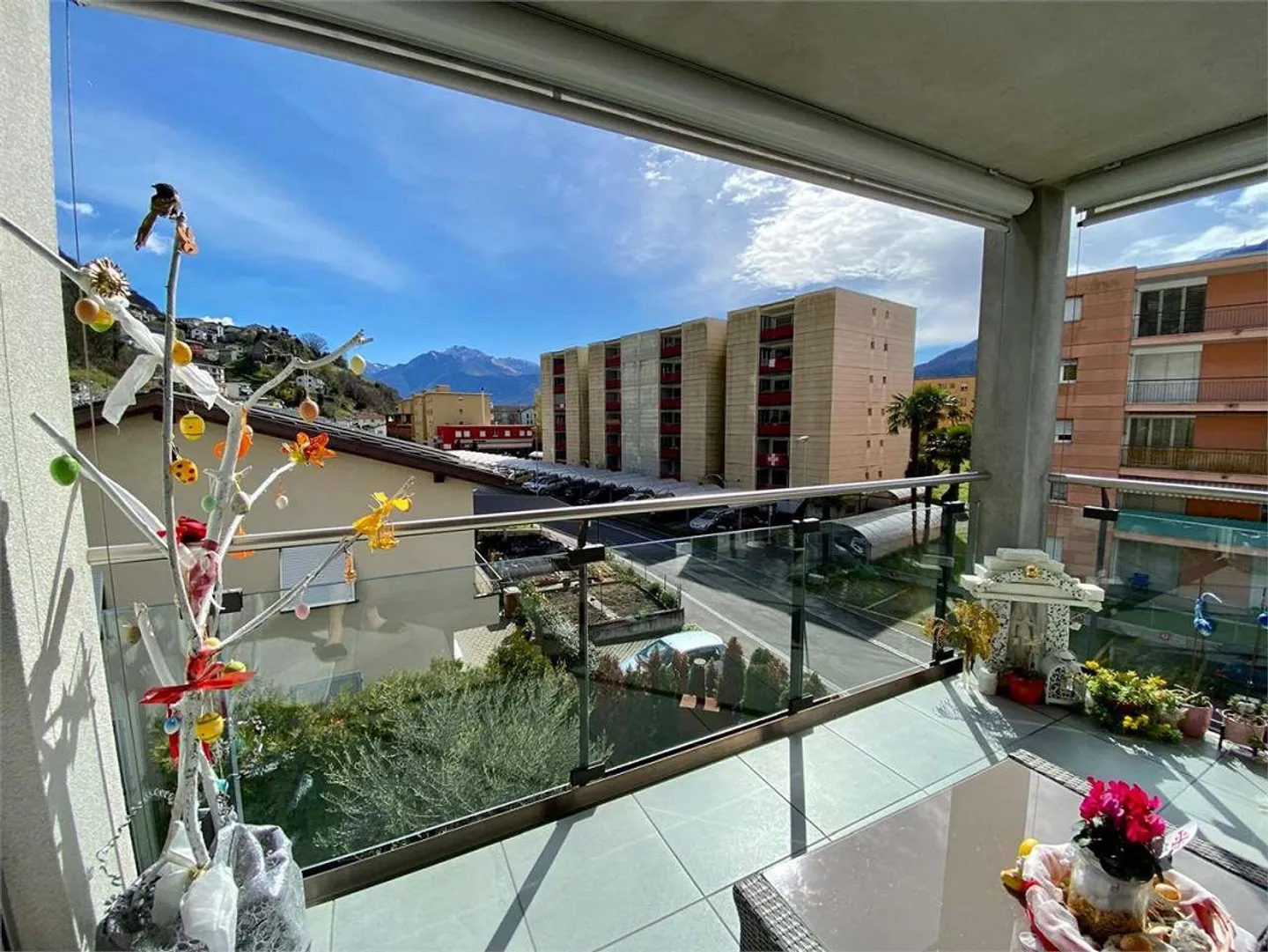 Appartamento moderno a Gordola - Foto 1 di 9