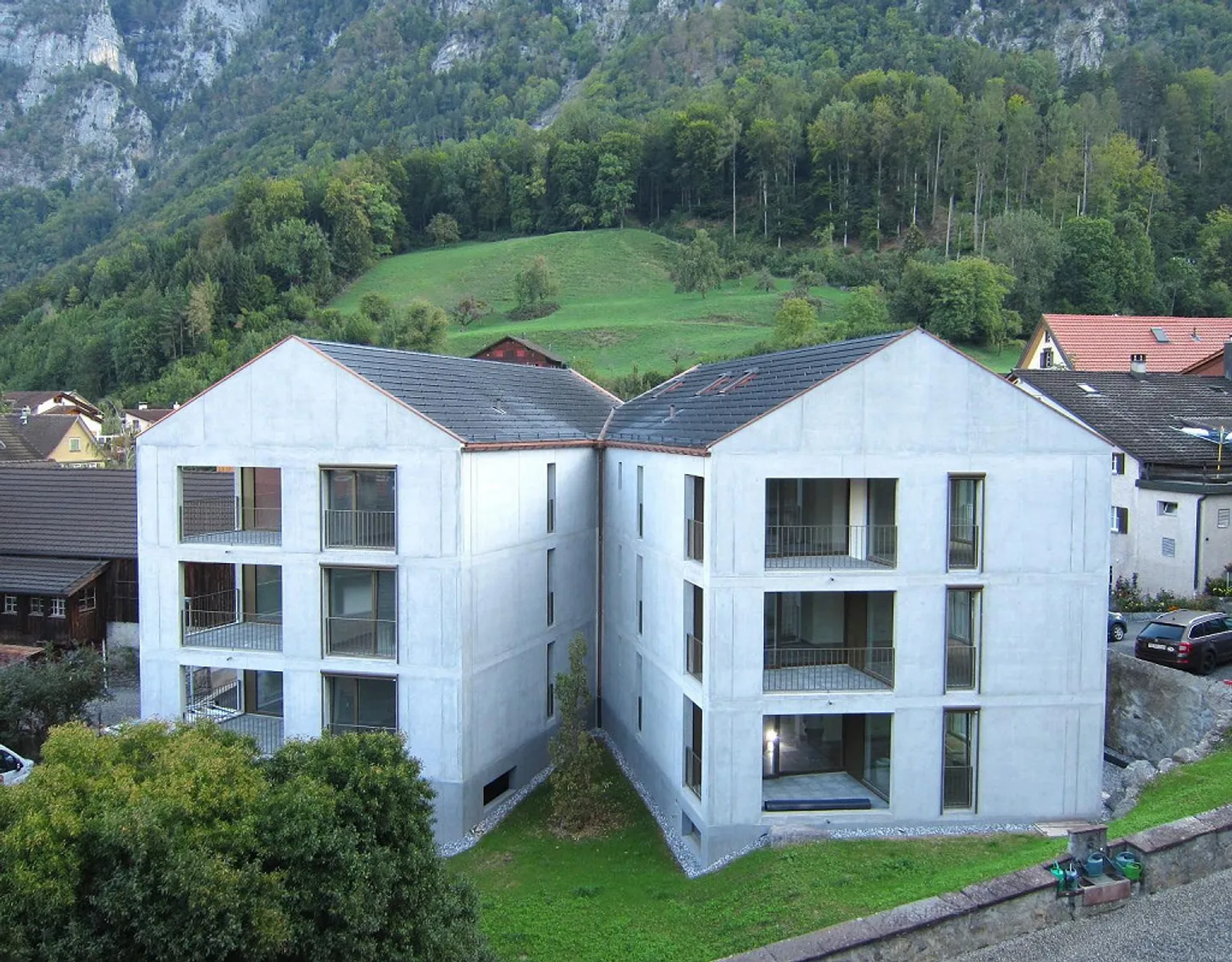 Sogno abitativo a Berschis (con possibilità di stazione di ricarica elettrica) - Foto 1 di 12