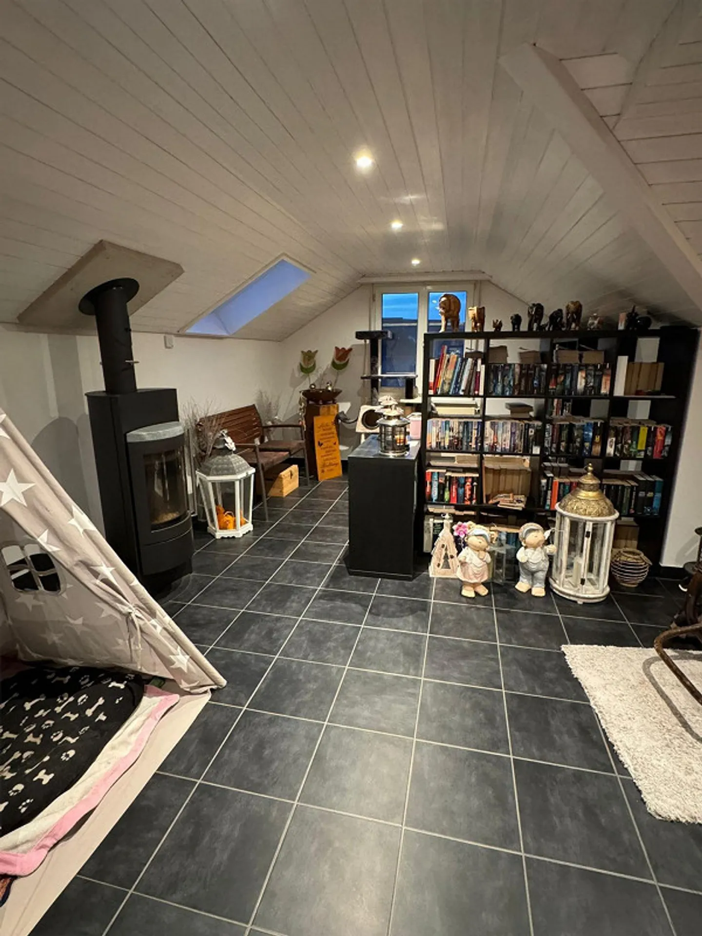 Grosse schöne Wohnung mit viel Platz - Foto 2 von 14