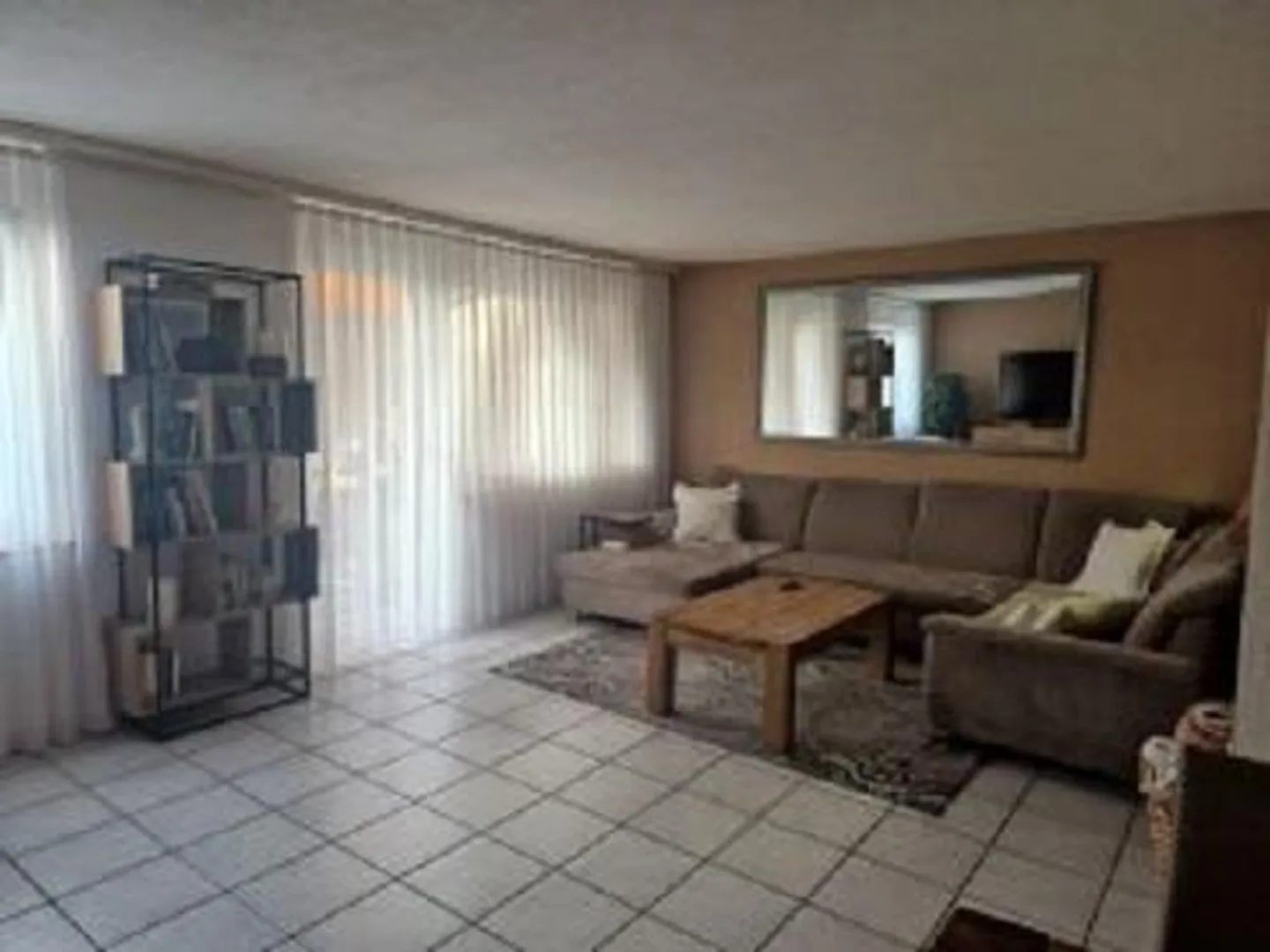 4.5 Room Apartment with Garden Seating Area - Photo 4 of 8