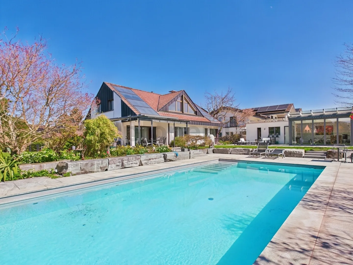 Design, Comfort & Art Combined Exclusive Dream House with Pool Paradise - Photo 4 of 13