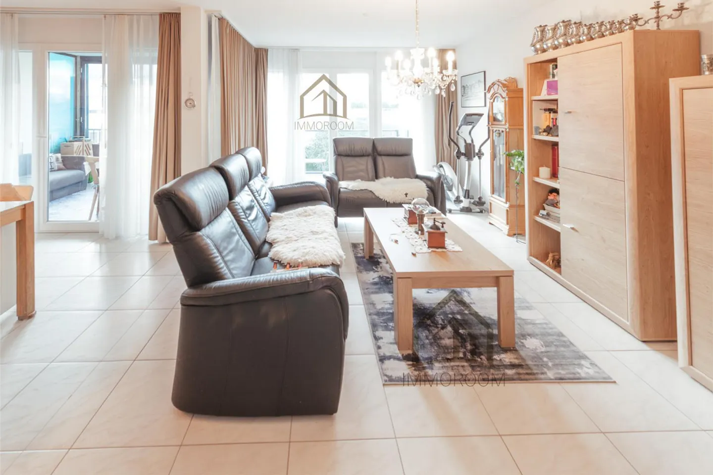 Modernes Apartment mit Wintergarten - Foto 4 von 17