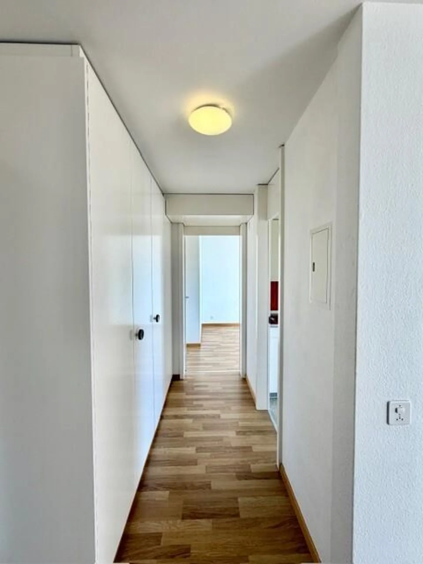2.5-room apartment with a wide view and optimal connection - Photo 7 of 12