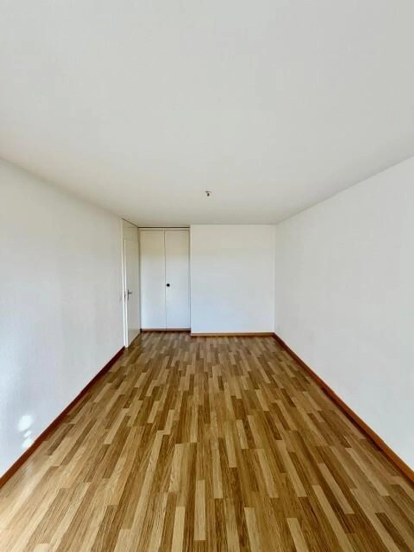 2.5-room apartment with a wide view and optimal connection - Photo 8 of 12