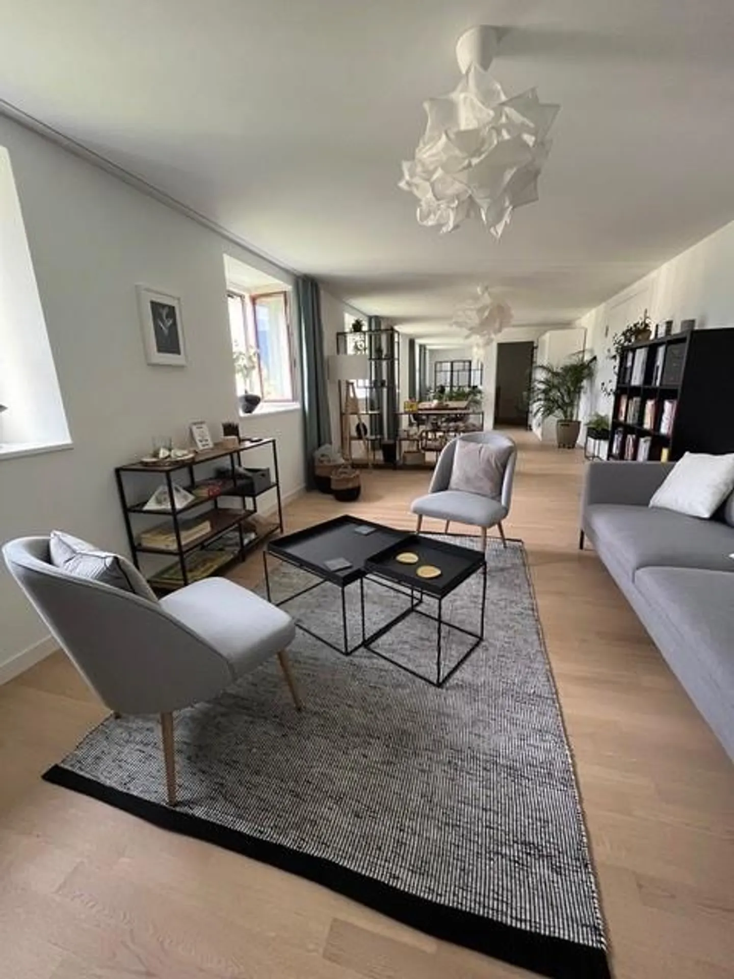 Geräumiges Atelier in Uznach - Foto 2 von 7