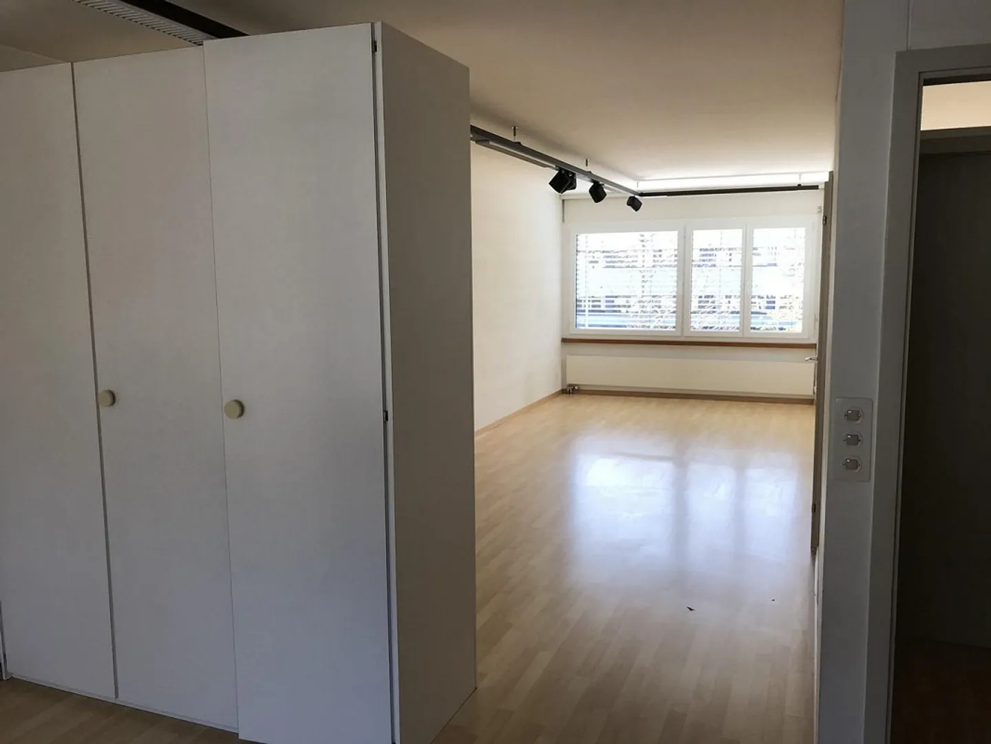 Bright Office Spaces - Photo 3 of 5