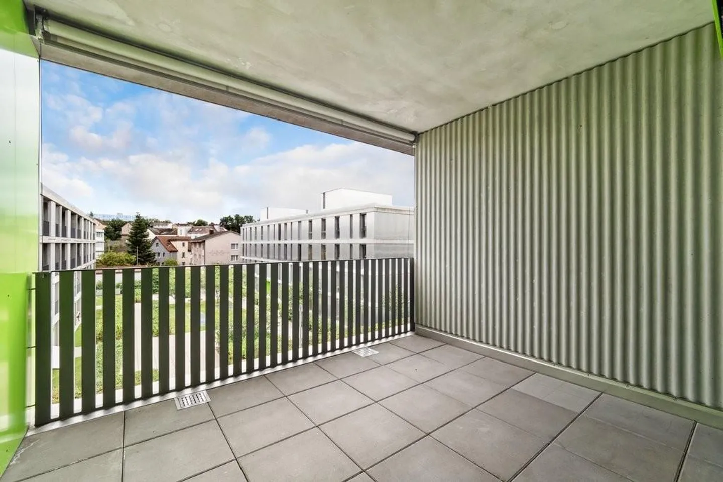 Modernes Apartment mit Loggia - Foto 8 von 9