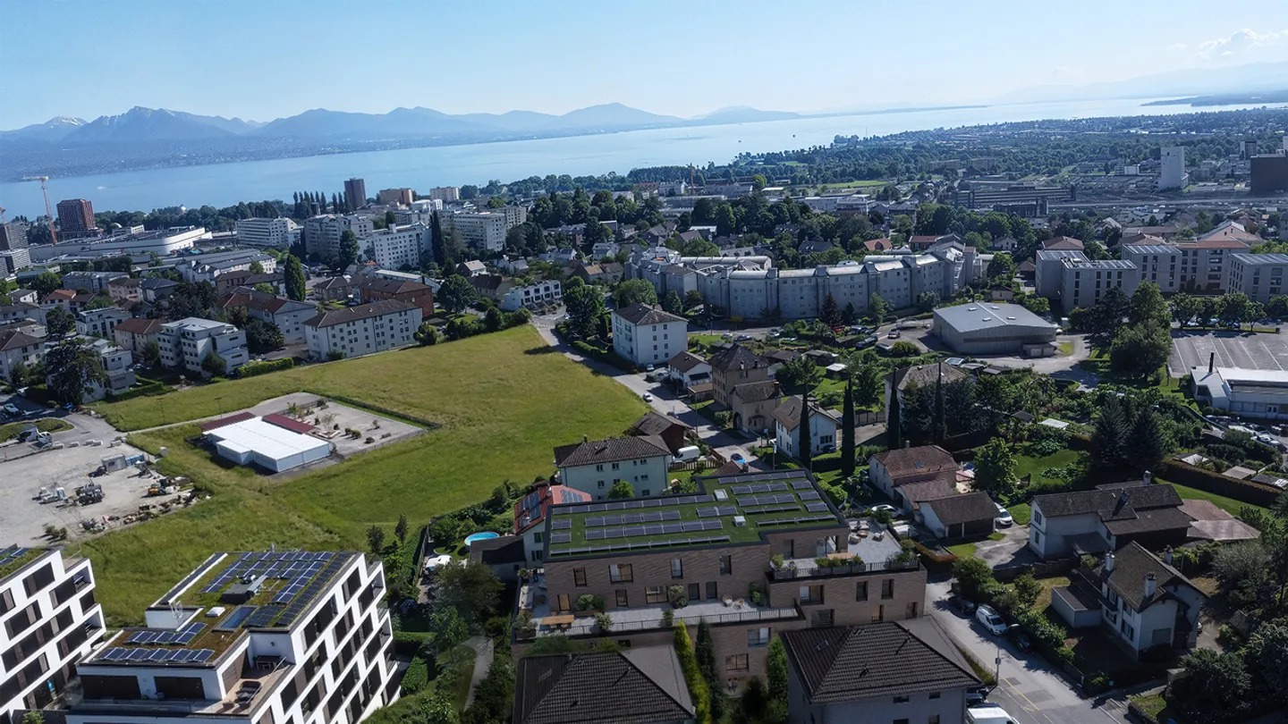 The Final Penthouse – Luxury Living Above Prilly - Photo 11 of 11