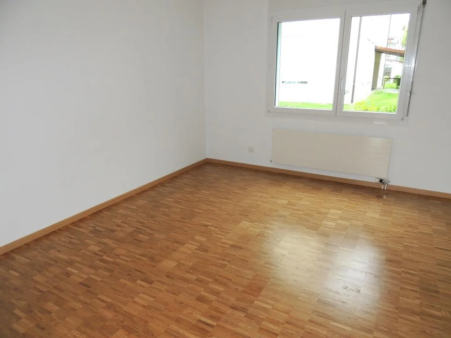 Erdgeschosswohnung mit Garten - Foto 7 von 7