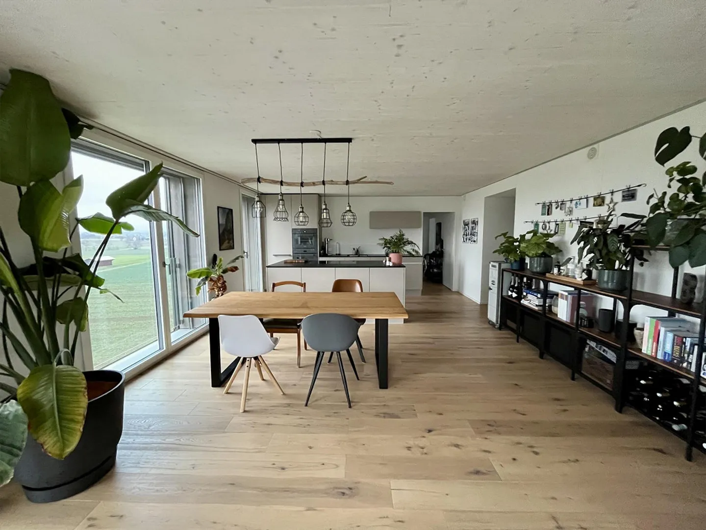 Exklusive 4.5-Zimmer-Attikawohnung: Unverbaubare Weitsicht & Eigentums - Foto 1 von 11