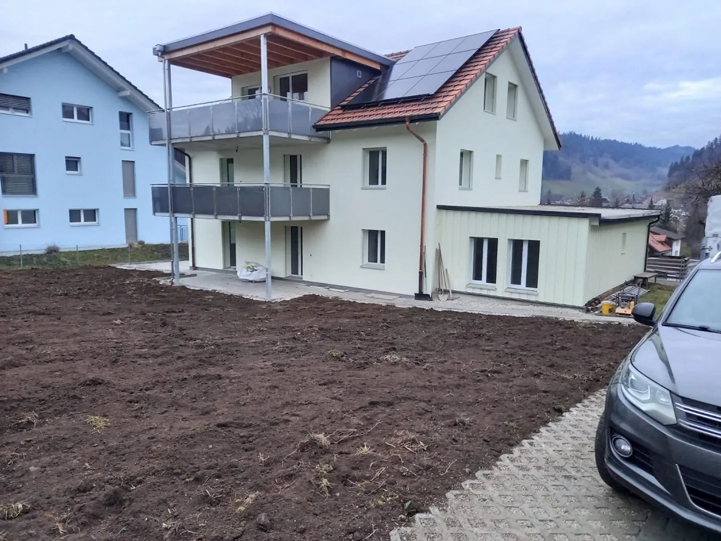 Appartement 4.5 pièces lumineux, attrayant et récemment rénové à louer - Photo 1 sur 7