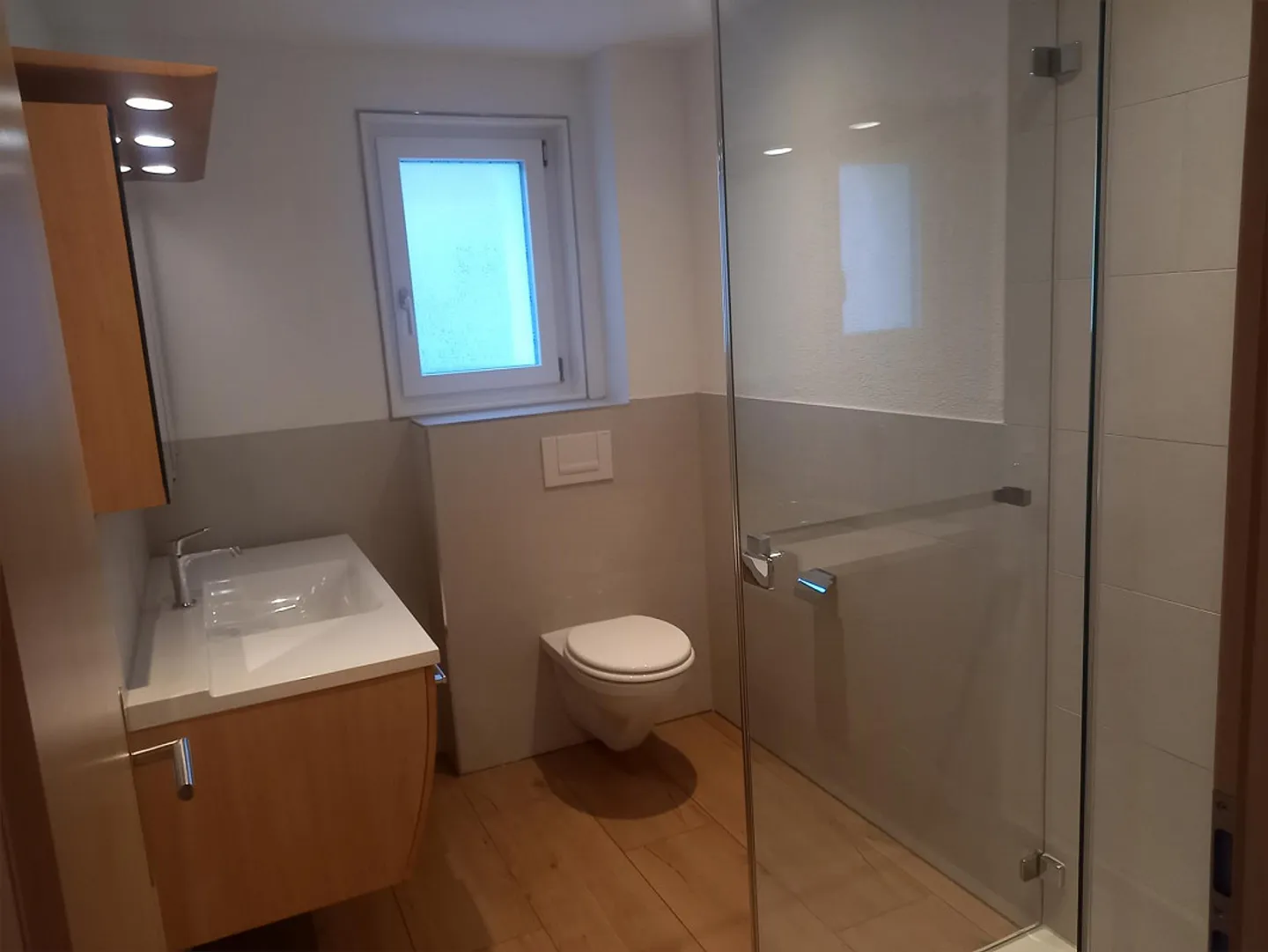 Appartement 4.5 pièces lumineux, attrayant et récemment rénové à louer - Photo 6 sur 7