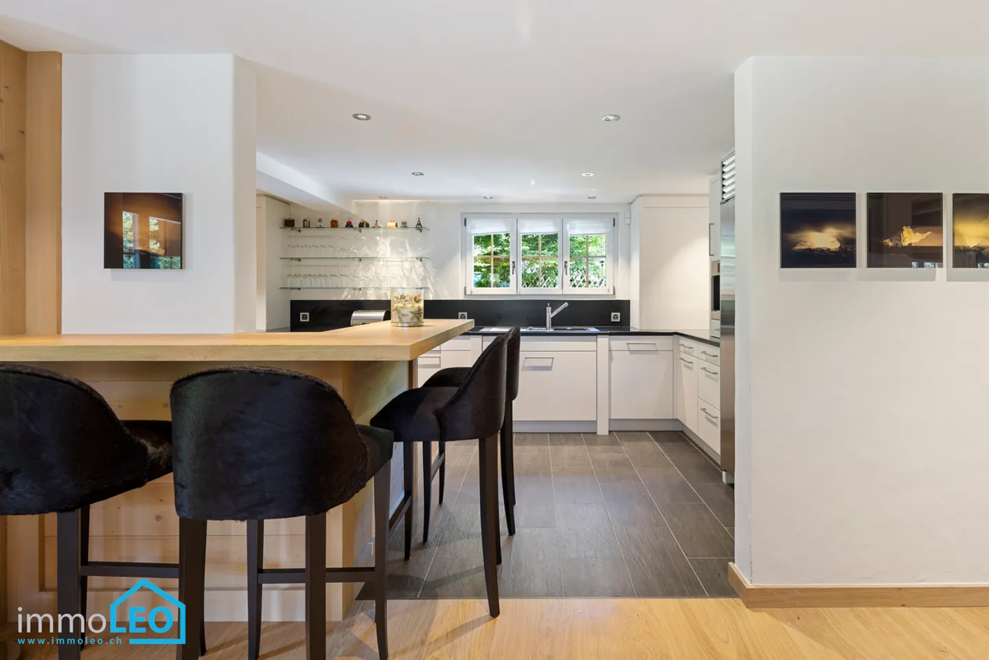 Very luxuriously equipped chalet with fantastic mountain views - Photo 5 of 17