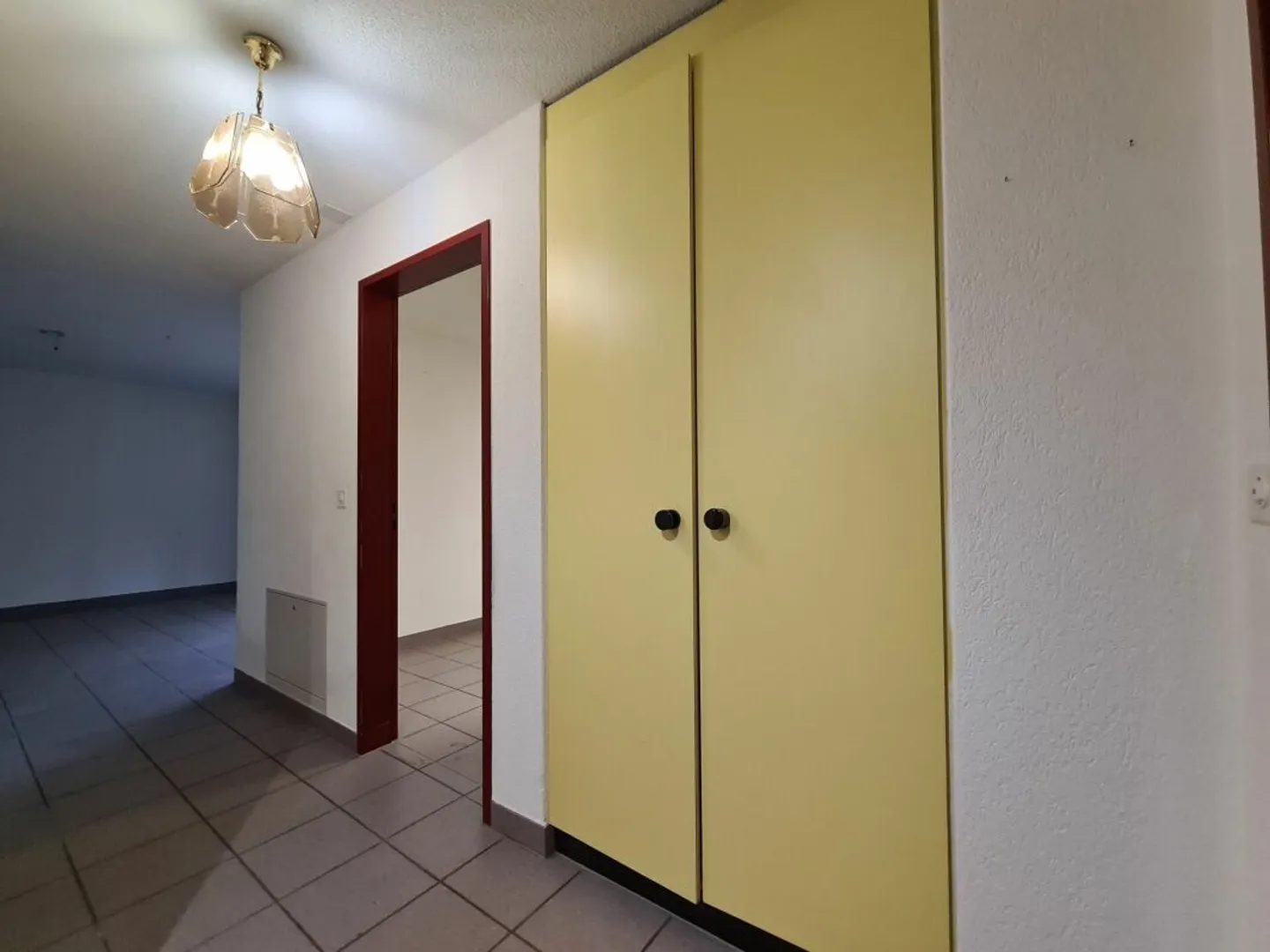 Appartement de 2.5 pièces avec balcon - Photo 5 sur 6