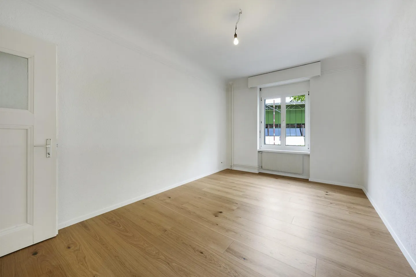 Appartement ancien 4 pièces élégant et central avec terrasse sud ensoleillée - Photo 10 sur 30