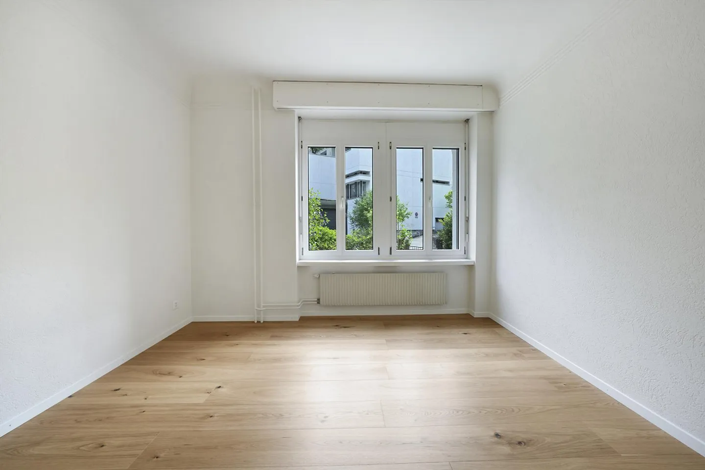Appartement ancien 4 pièces élégant et central avec terrasse sud ensoleillée - Photo 18 sur 30